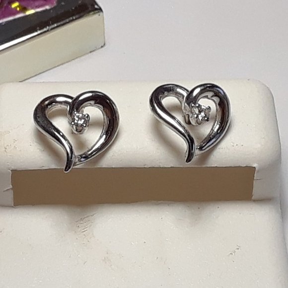 .08cttw Natural Round Diamond 14Kt White Gold Open Looping Heart Earrings #17562 - Picture 2 of 4